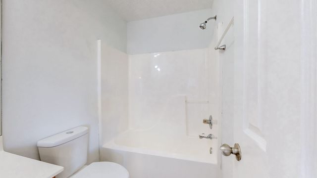 697 Crescent Rd, Murfreesboro, TN 37128