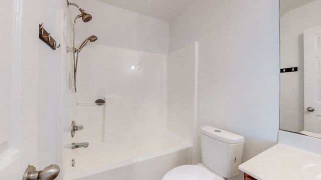 697 Crescent Rd, Murfreesboro, TN 37128