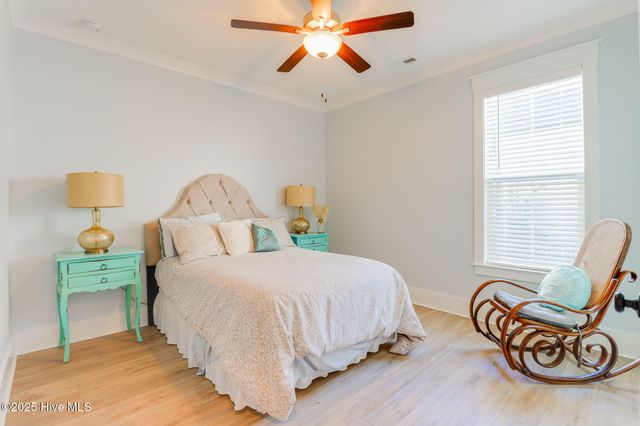 126 Jackline Drive, Hampstead, NC 28443