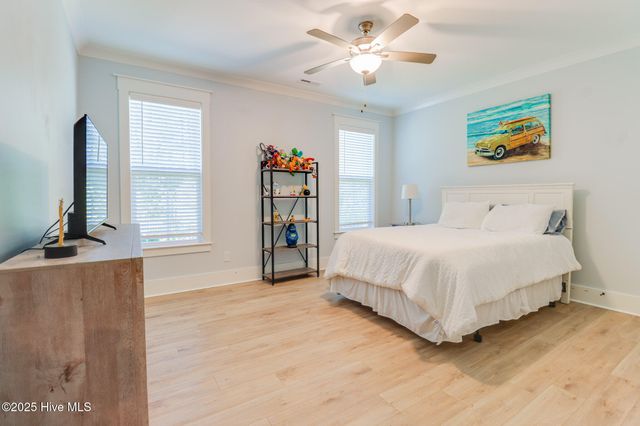 126 Jackline Drive, Hampstead, NC 28443