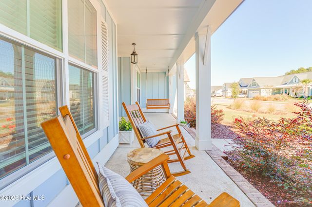 126 Jackline Drive, Hampstead, NC 28443