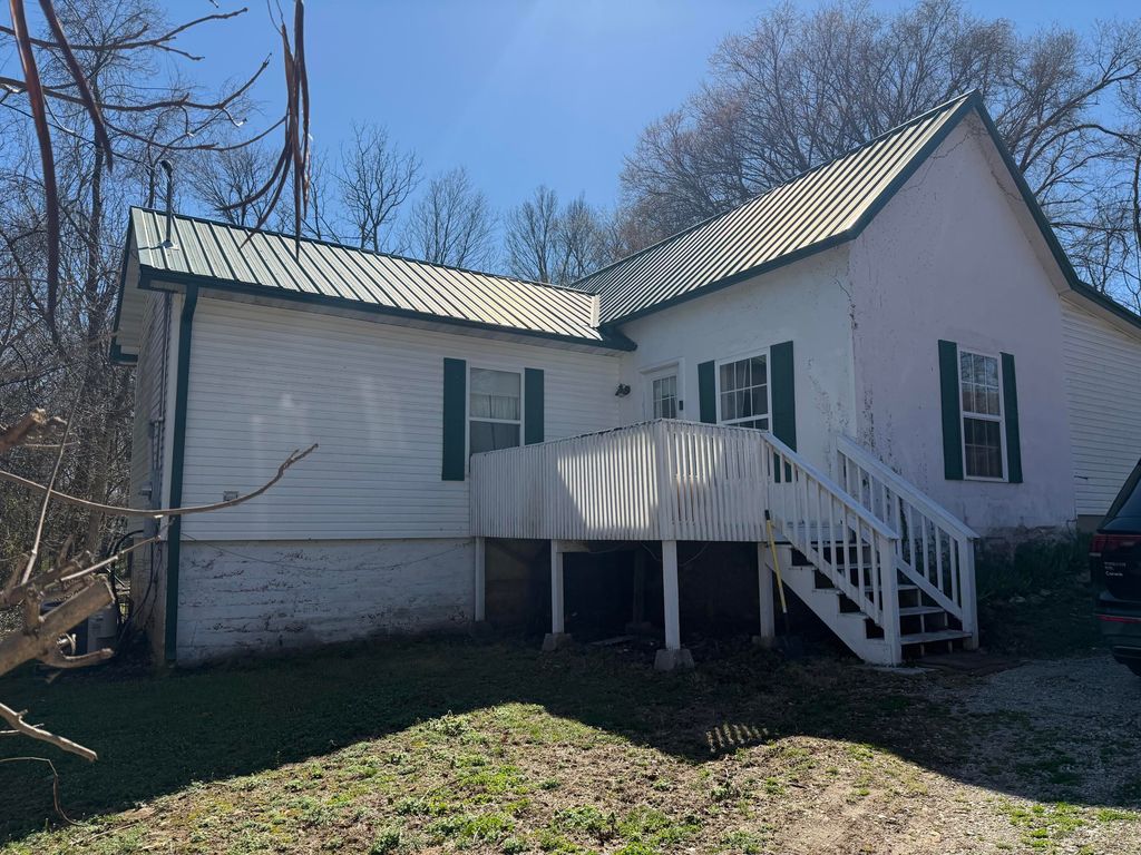 302 W 10th Street, Galena, MO 65656