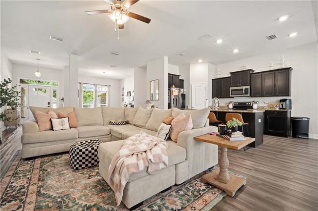 3555 Linda Court W, Mobile, AL 36695
