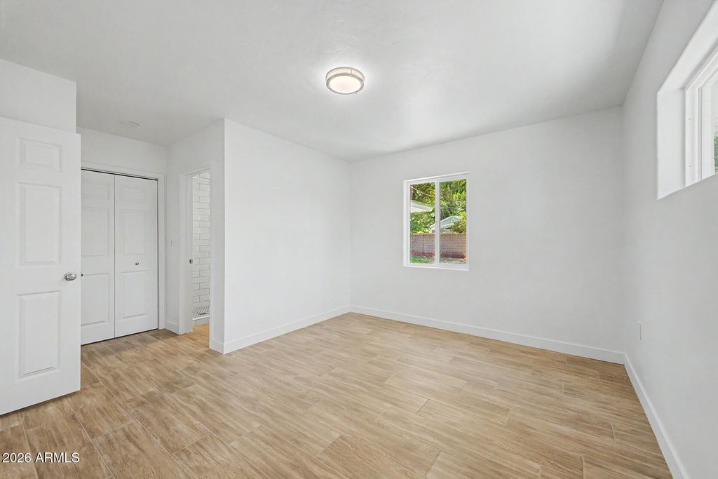 Image 24 of property listing at 315 E ENCANTO Drive, Tempe, AZ 85281