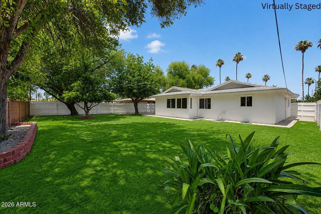 Image 39 of property listing at 315 E ENCANTO Drive, Tempe, AZ 85281
