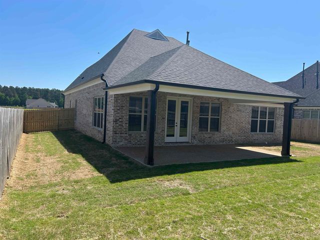 150 MISTY MEADOWS DR, Oakland, TN 38060