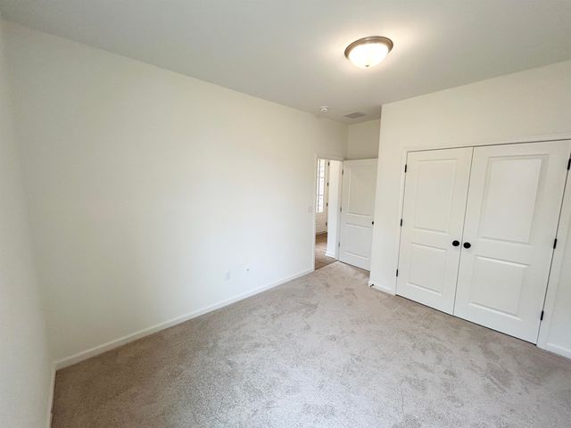 150 MISTY MEADOWS DR, Oakland, TN 38060