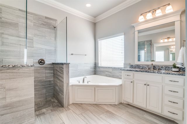 10055 Dorsett Drive, Talty, TX 75126