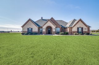 10055 Dorsett Drive, Talty, TX 75126
