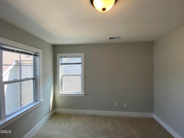 36 Spruce Hollow Circle, Spring Lake, NC 28390