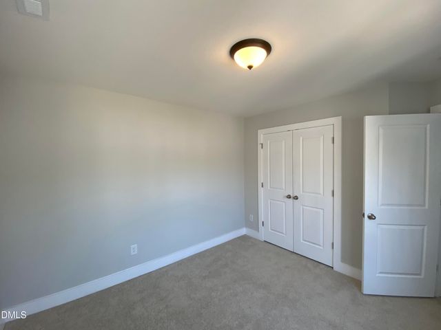 36 Spruce Hollow Circle, Spring Lake, NC 28390