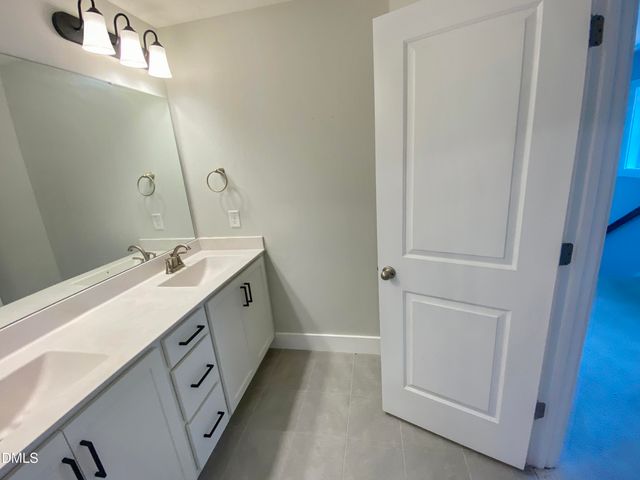 36 Spruce Hollow Circle, Spring Lake, NC 28390