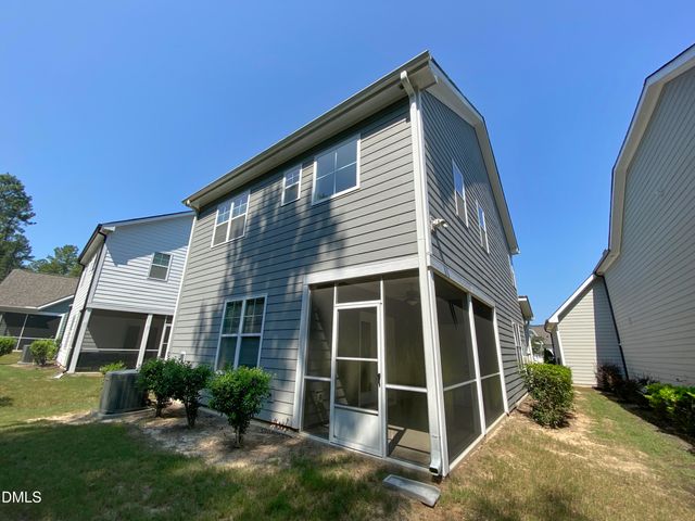 36 Spruce Hollow Circle, Spring Lake, NC 28390