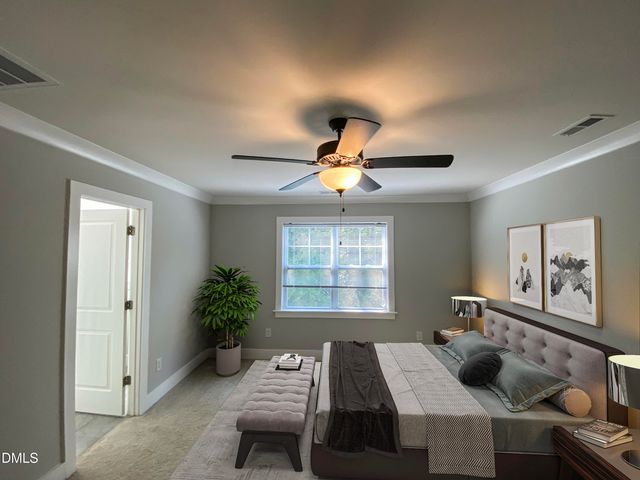 36 Spruce Hollow Circle, Spring Lake, NC 28390