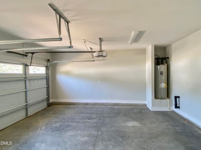 36 Spruce Hollow Circle, Spring Lake, NC 28390