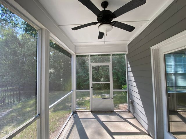 36 Spruce Hollow Circle, Spring Lake, NC 28390