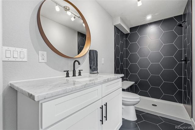 6375 S Harvest Street, Aurora, CO 80016