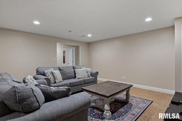 2907 CINDY Lane, Springfield, IL 62711