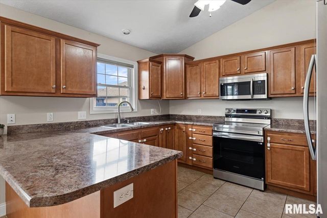 2907 CINDY Lane, Springfield, IL 62711