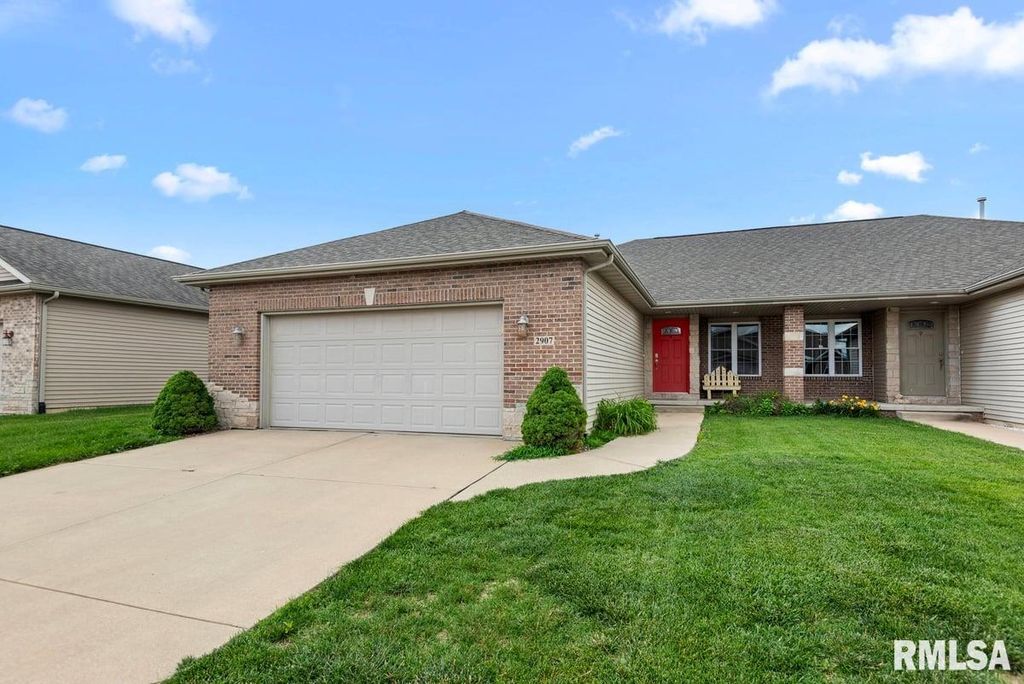 2907 CINDY Lane, Springfield, IL 62711
