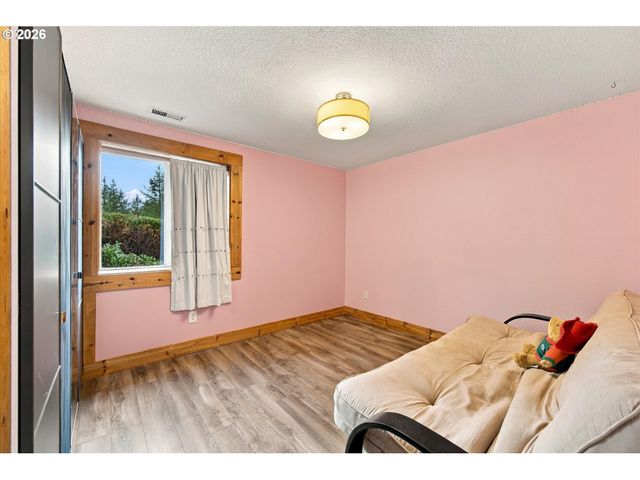 26129 Ne C C LANDON Rd, Yacolt, WA 98675