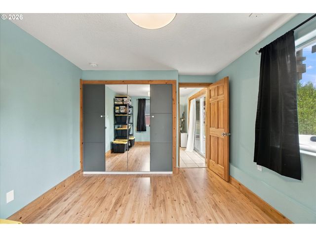 26129 Ne C C LANDON Rd, Yacolt, WA 98675