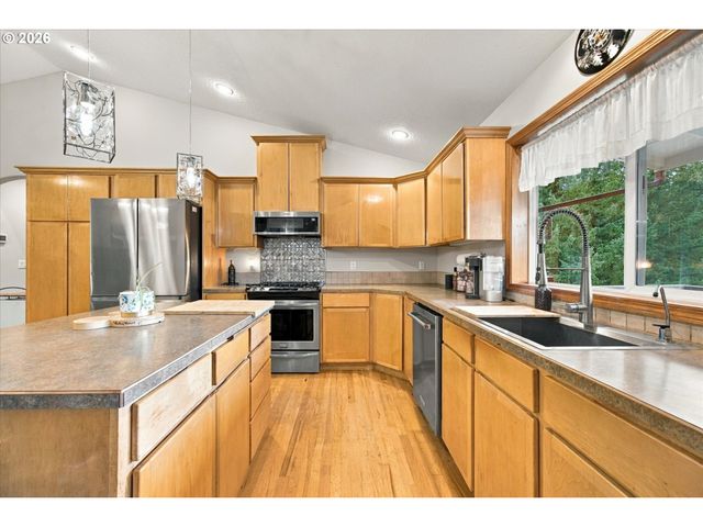 26129 Ne C C LANDON Rd, Yacolt, WA 98675