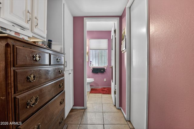 10548 W CARON Drive, Sun City, AZ 85351