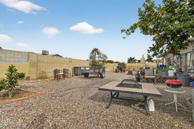 10548 W CARON Drive, Sun City, AZ 85351