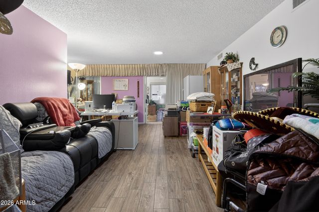 10548 W CARON Drive, Sun City, AZ 85351