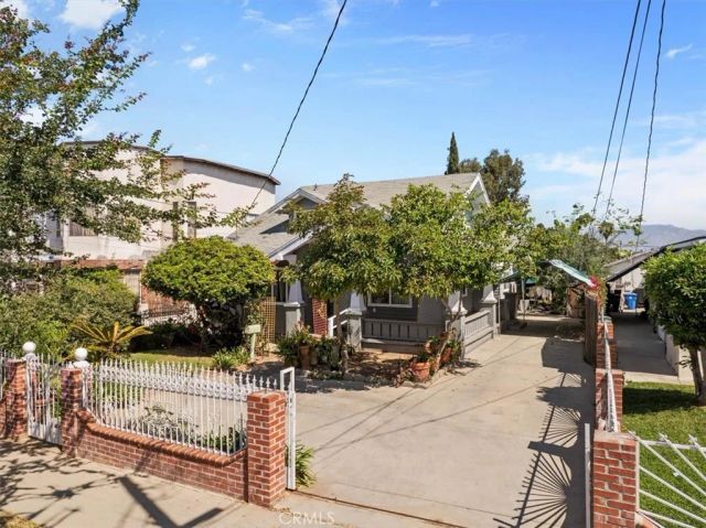 2823 E 6th, Los Angeles, CA 90023