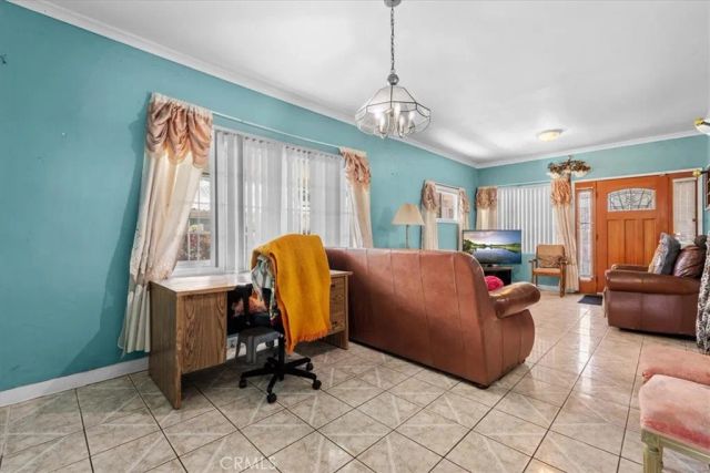 2823 E 6th, Los Angeles, CA 90023