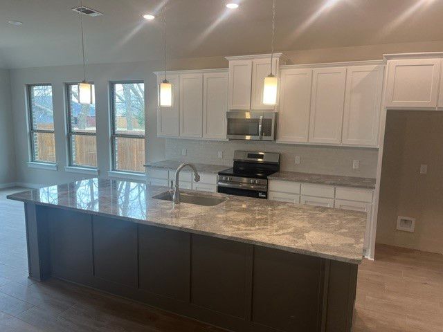 481 W Jefferson Street, Van Alstyne, TX 75495