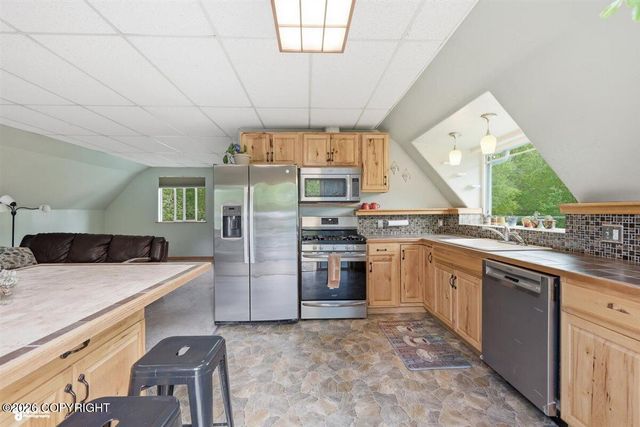 3770 E Ruth Drive, Wasilla, AK 99654