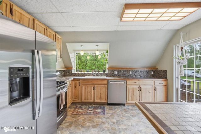 3770 E Ruth Drive, Wasilla, AK 99654