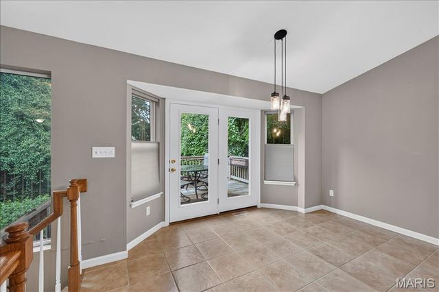 234 Romaine Spring View, St Louis, MO 63026