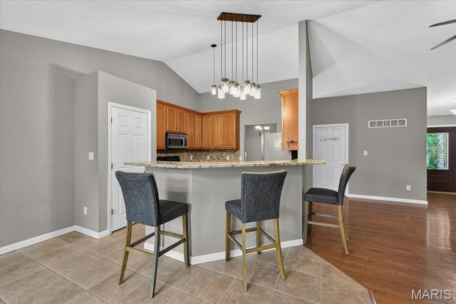 234 Romaine Spring View, St Louis, MO 63026