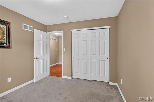 234 Romaine Spring View, St Louis, MO 63026