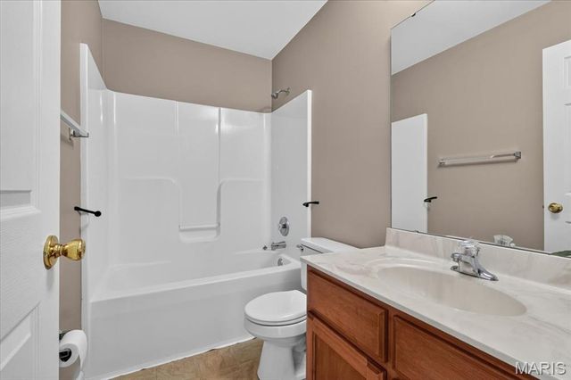 234 Romaine Spring View, St Louis, MO 63026