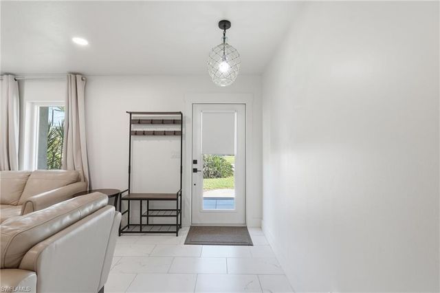 1446 SE 13th ST, Cape Coral, FL 33990