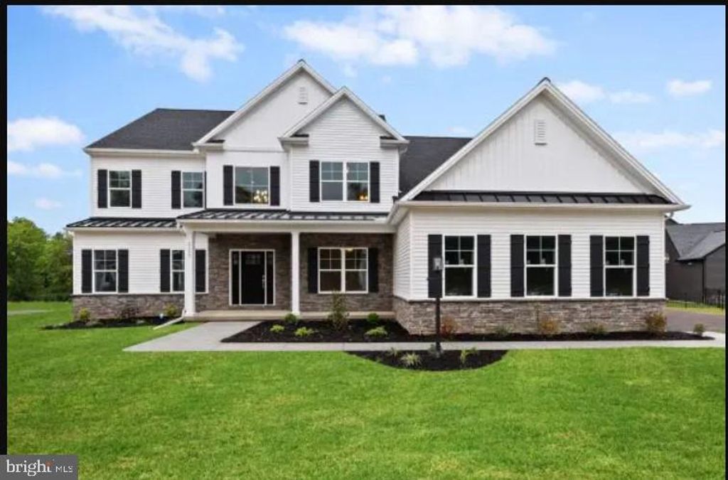 110 ELENA, Harrisburg, PA 17112