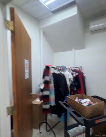 111-21 Roosevelt Ave 1FL, Corona, NY 11368