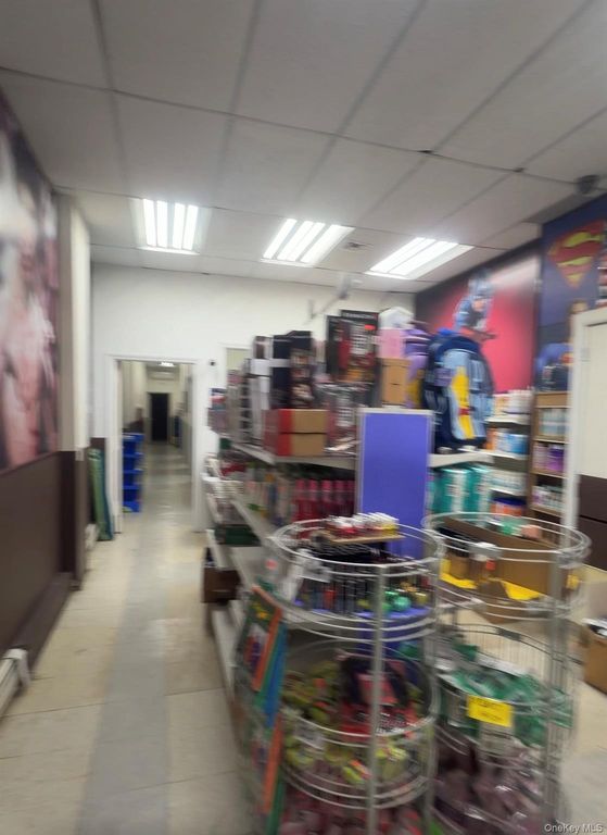 111-21 Roosevelt Ave 1FL, Corona, NY 11368