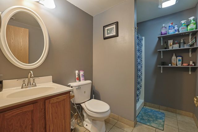15 N Frolic Avenue, Waukegan, IL 60085