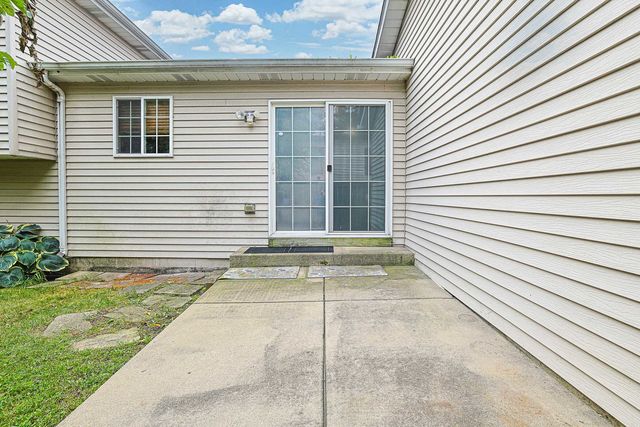 15 N Frolic Avenue, Waukegan, IL 60085