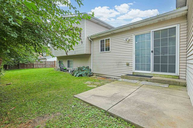 15 N Frolic Avenue, Waukegan, IL 60085