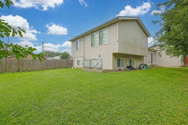 15 N Frolic Avenue, Waukegan, IL 60085