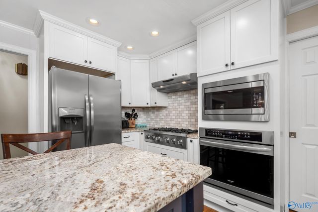 13 West Road, Fayetteville, TN 37334