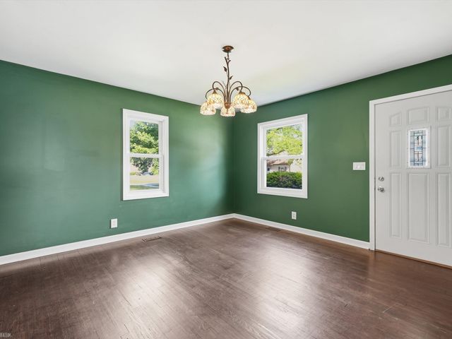 32629 Donnelly Street, Garden City, MI 48135