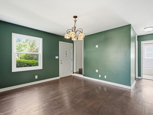 32629 Donnelly Street, Garden City, MI 48135